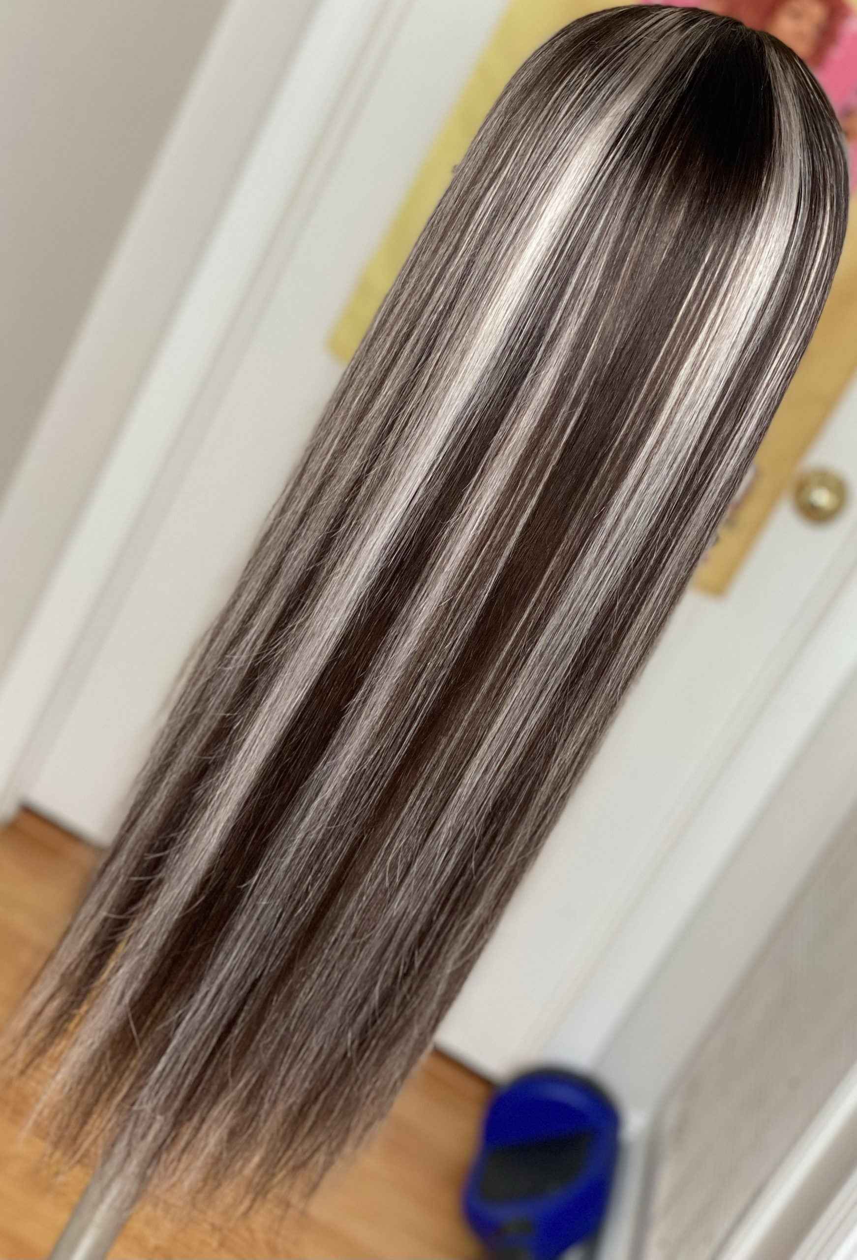 1B/silver Straight Piano Wig