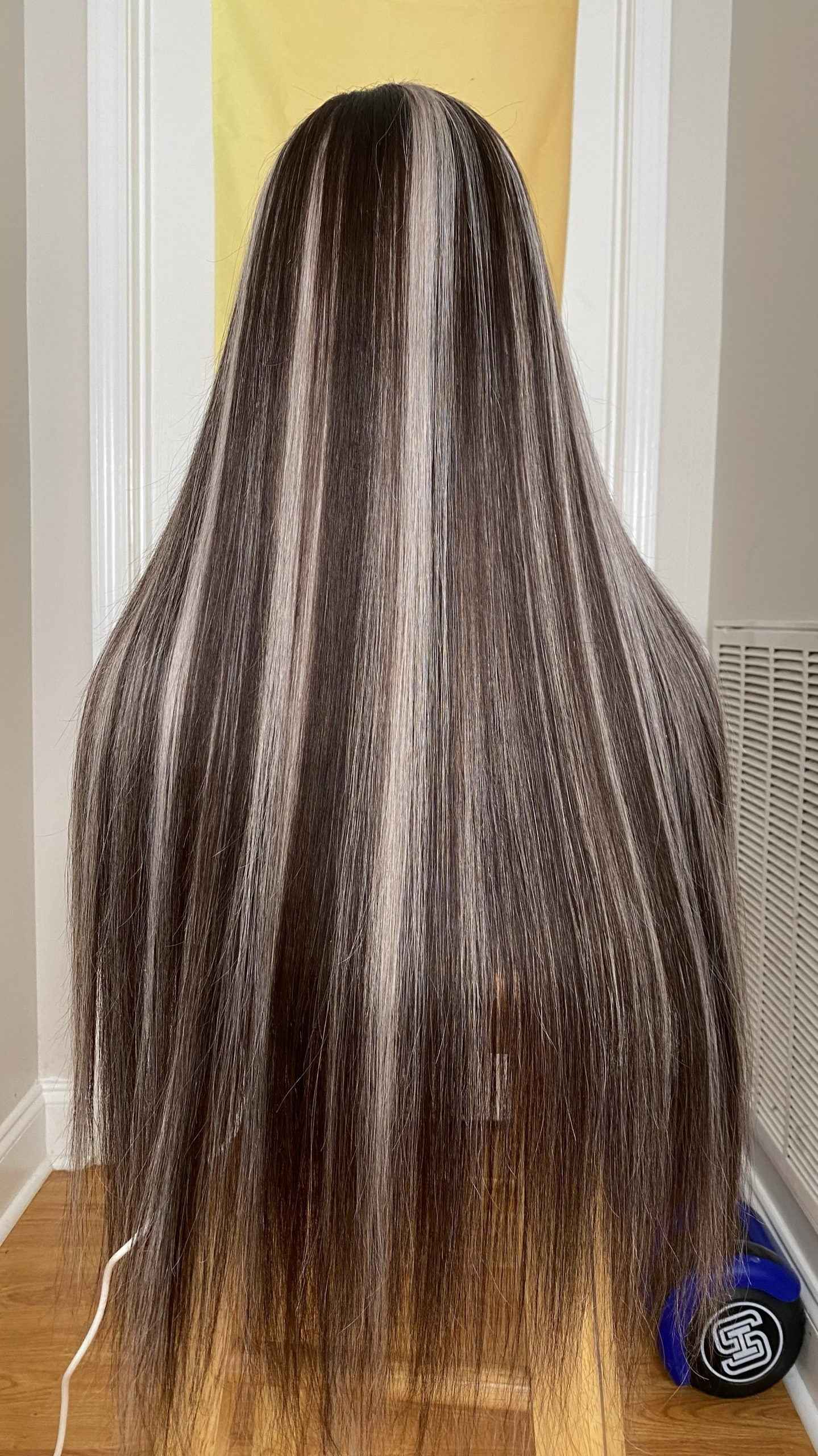1B/silver Straight Piano Wig